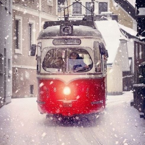 tramway sous la neige